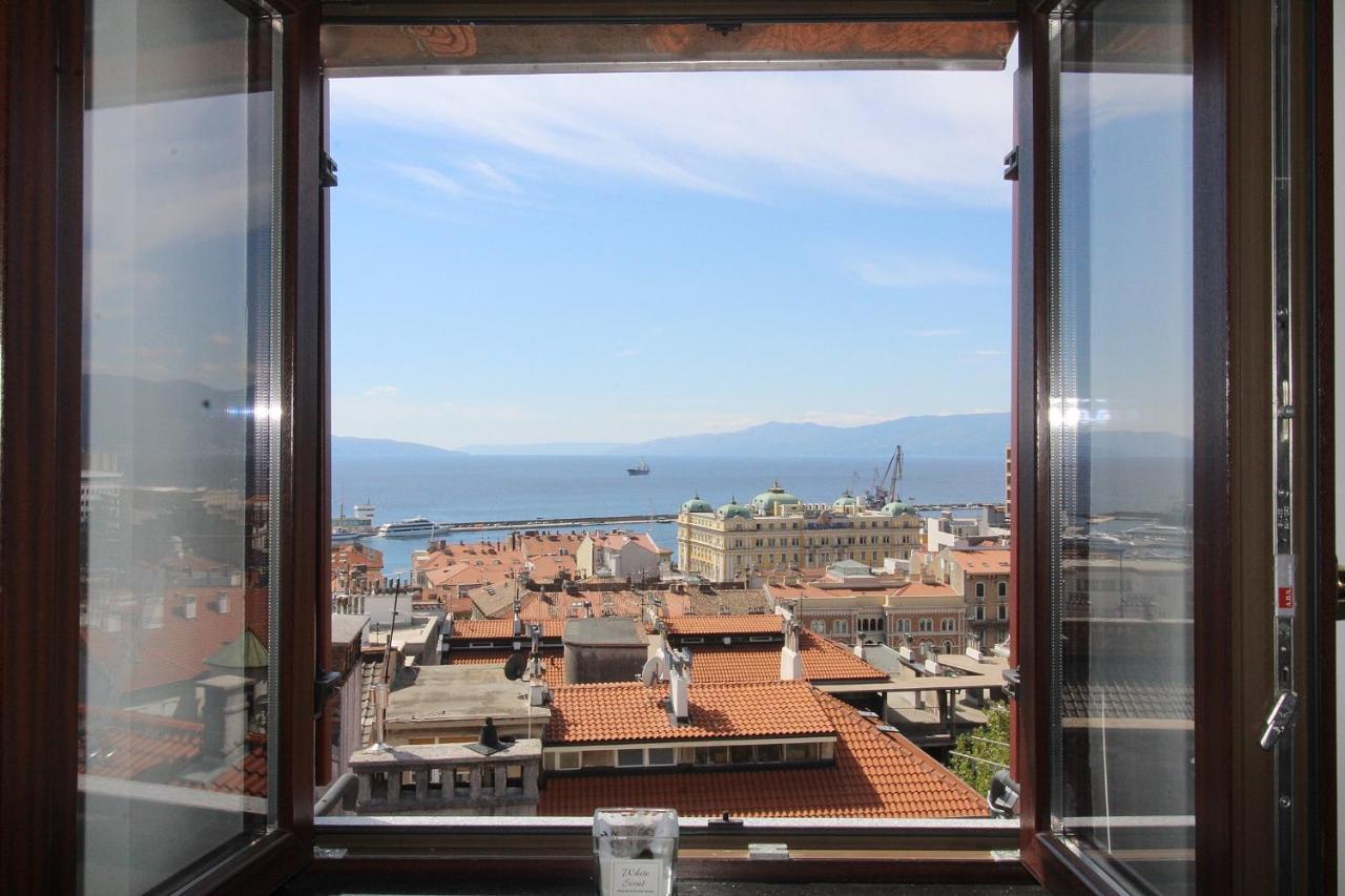Appartamento Penthouse Rijeka Centar Esterno foto